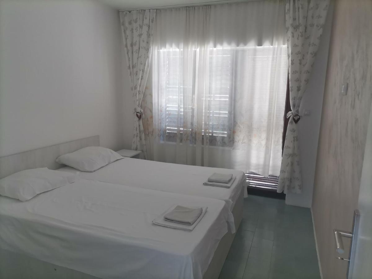 Apartments Stevanovic บาร์ ภายนอก รูปภาพ