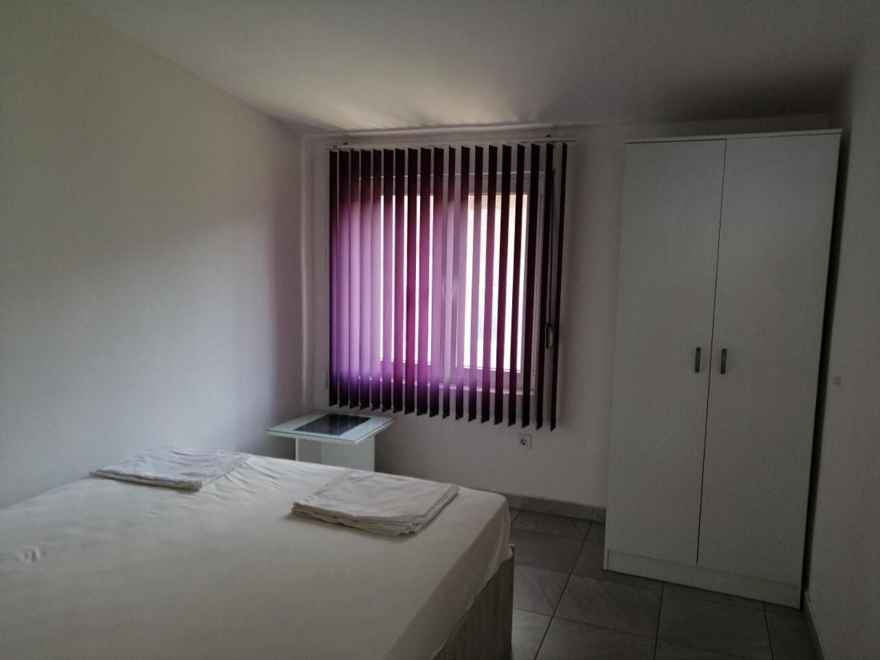 Apartments Stevanovic บาร์ ภายนอก รูปภาพ