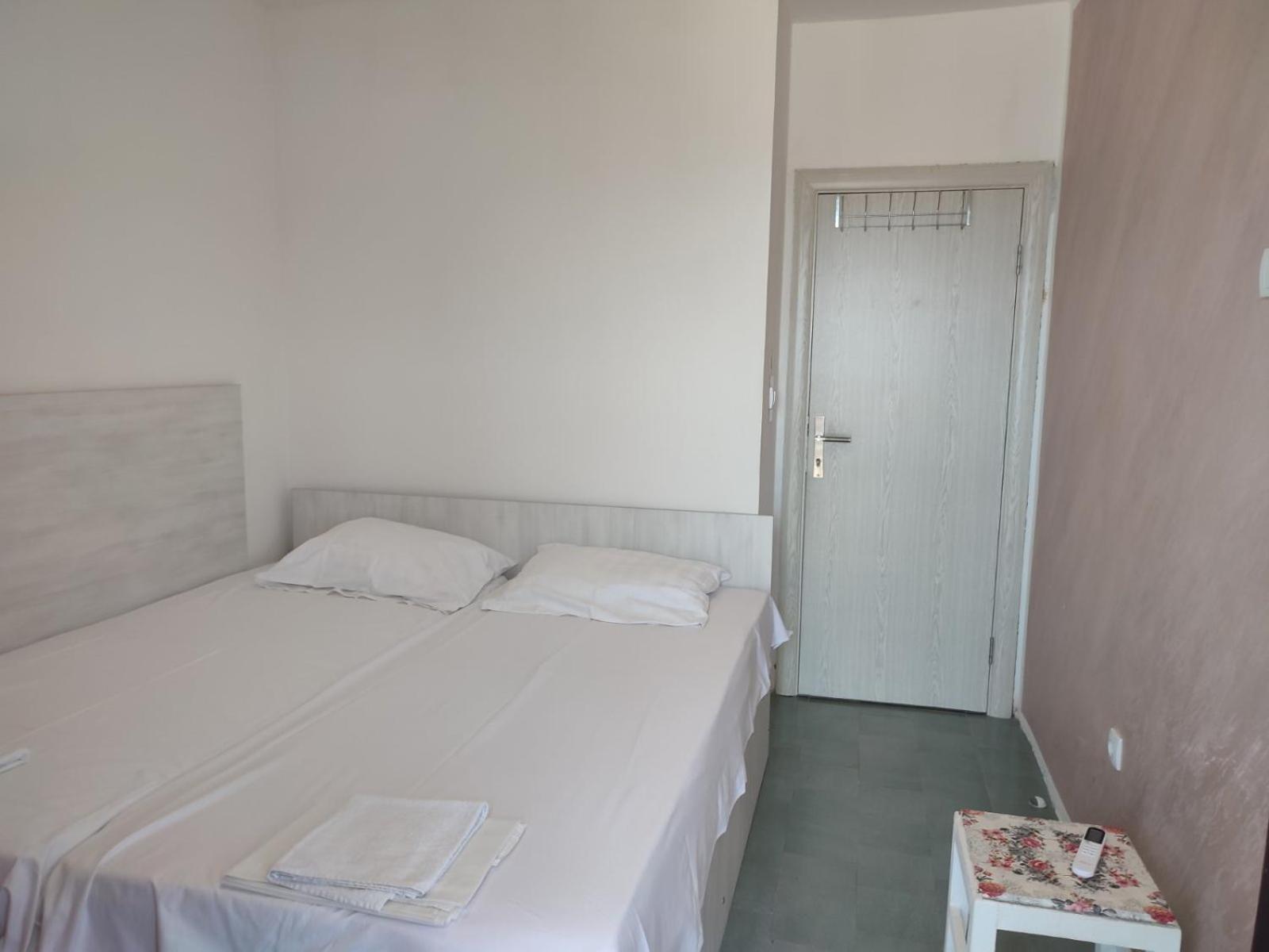 Apartments Stevanovic บาร์ ภายนอก รูปภาพ