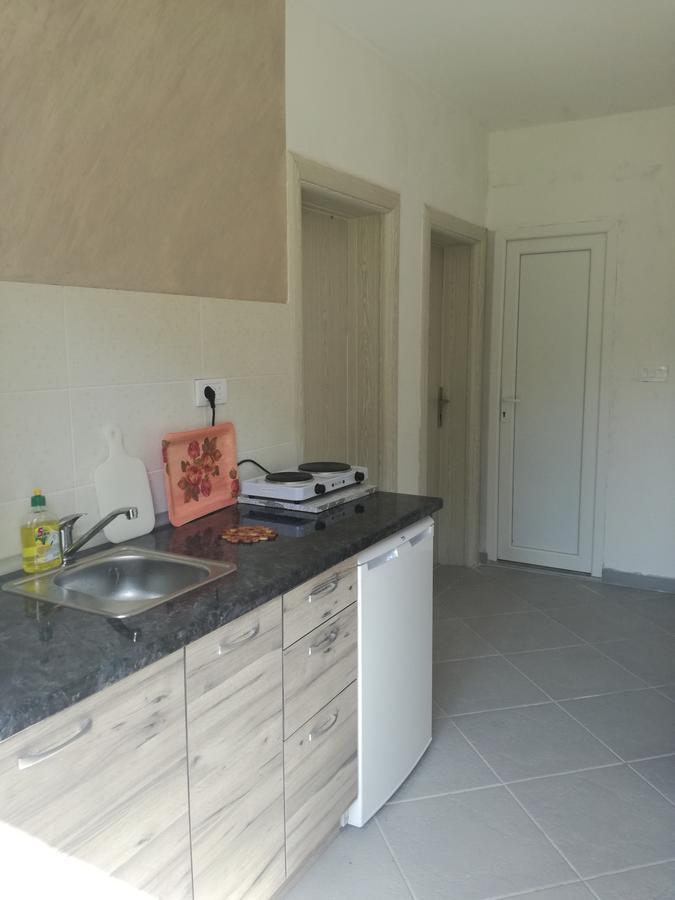 Apartments Stevanovic บาร์ ภายนอก รูปภาพ