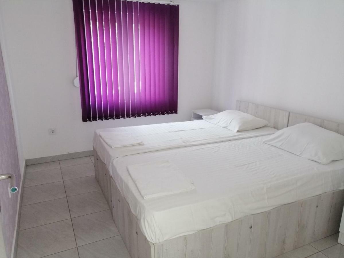 Apartments Stevanovic บาร์ ภายนอก รูปภาพ